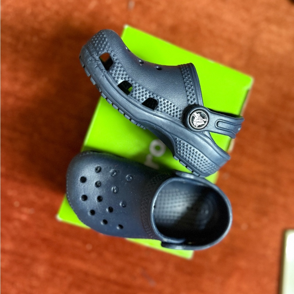 Crocs Littles Clog - Navy Kids Size 7 medium